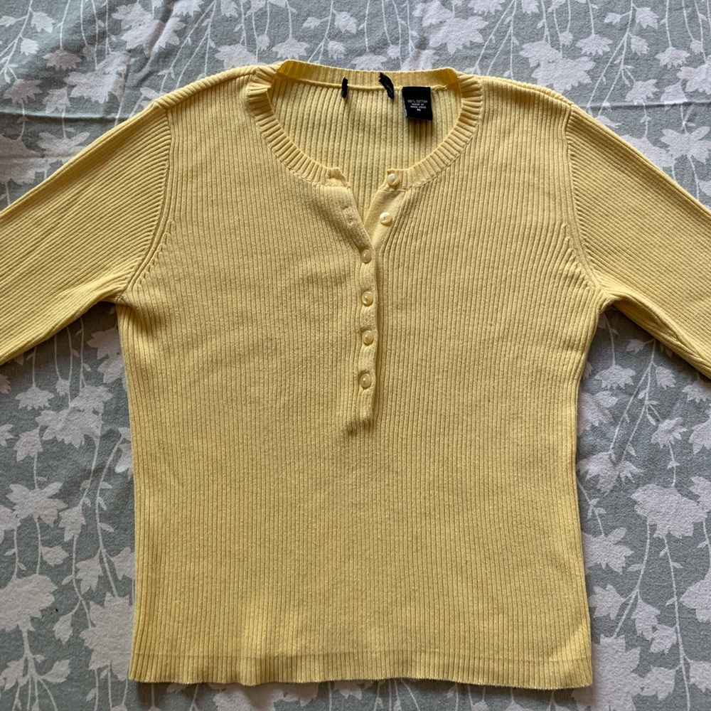 Mods International yellow long sleeve sweater M